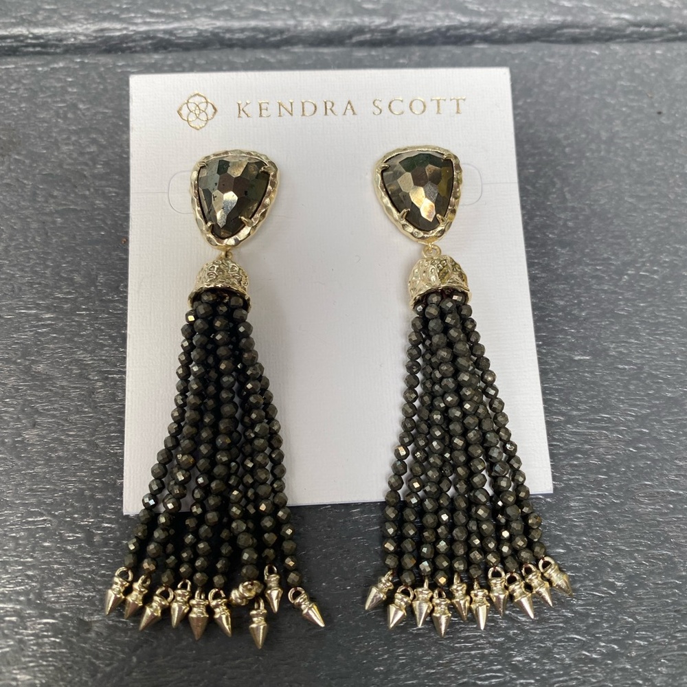 Kendra Scott Blossom Earrings